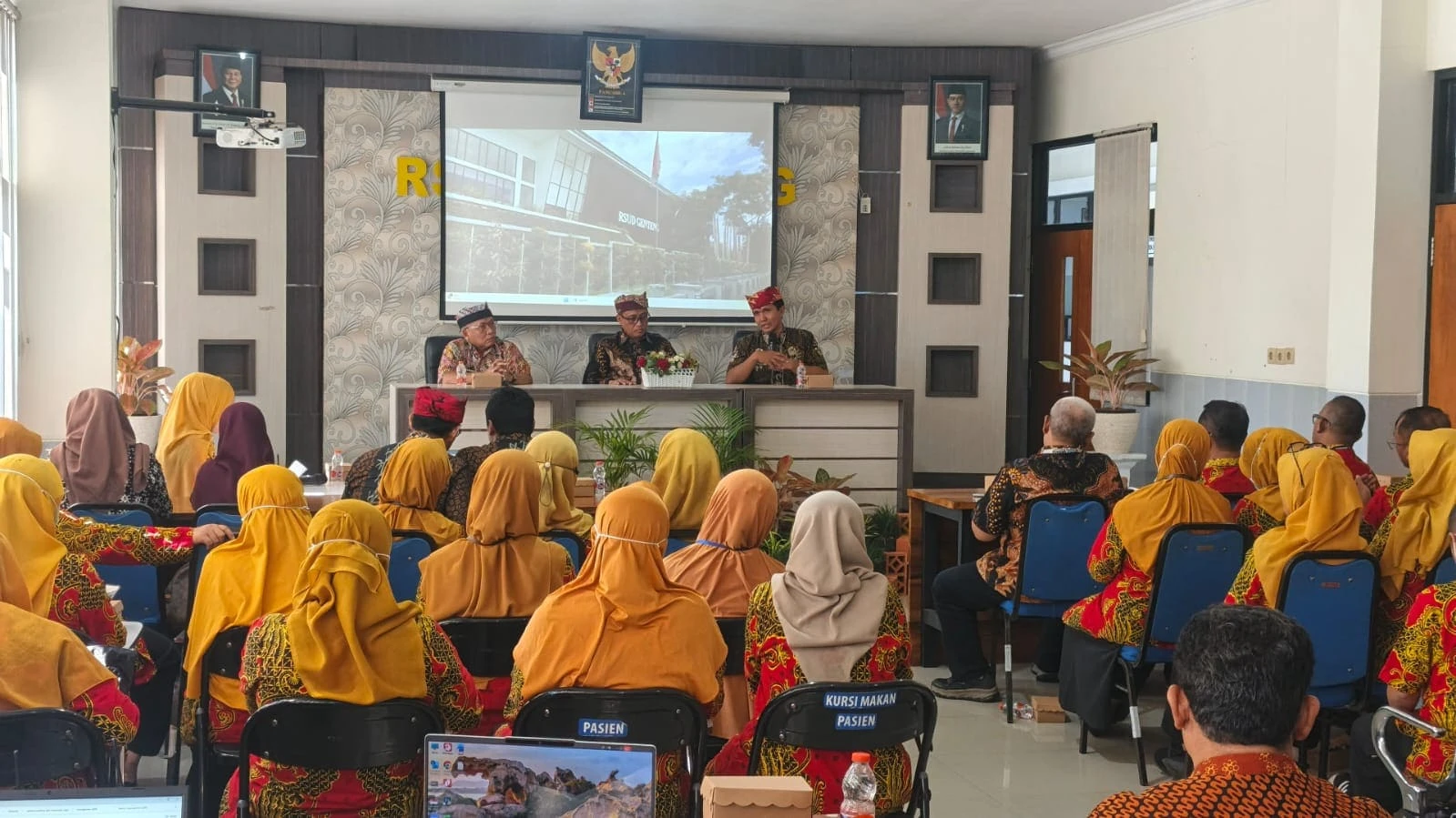 BKPP Kabupaten Banyuwangi Berikan Arahan dan Sosialisasi Manajemen ASN di Era Digitalisasi kepada Pegawai RSUD Genteng