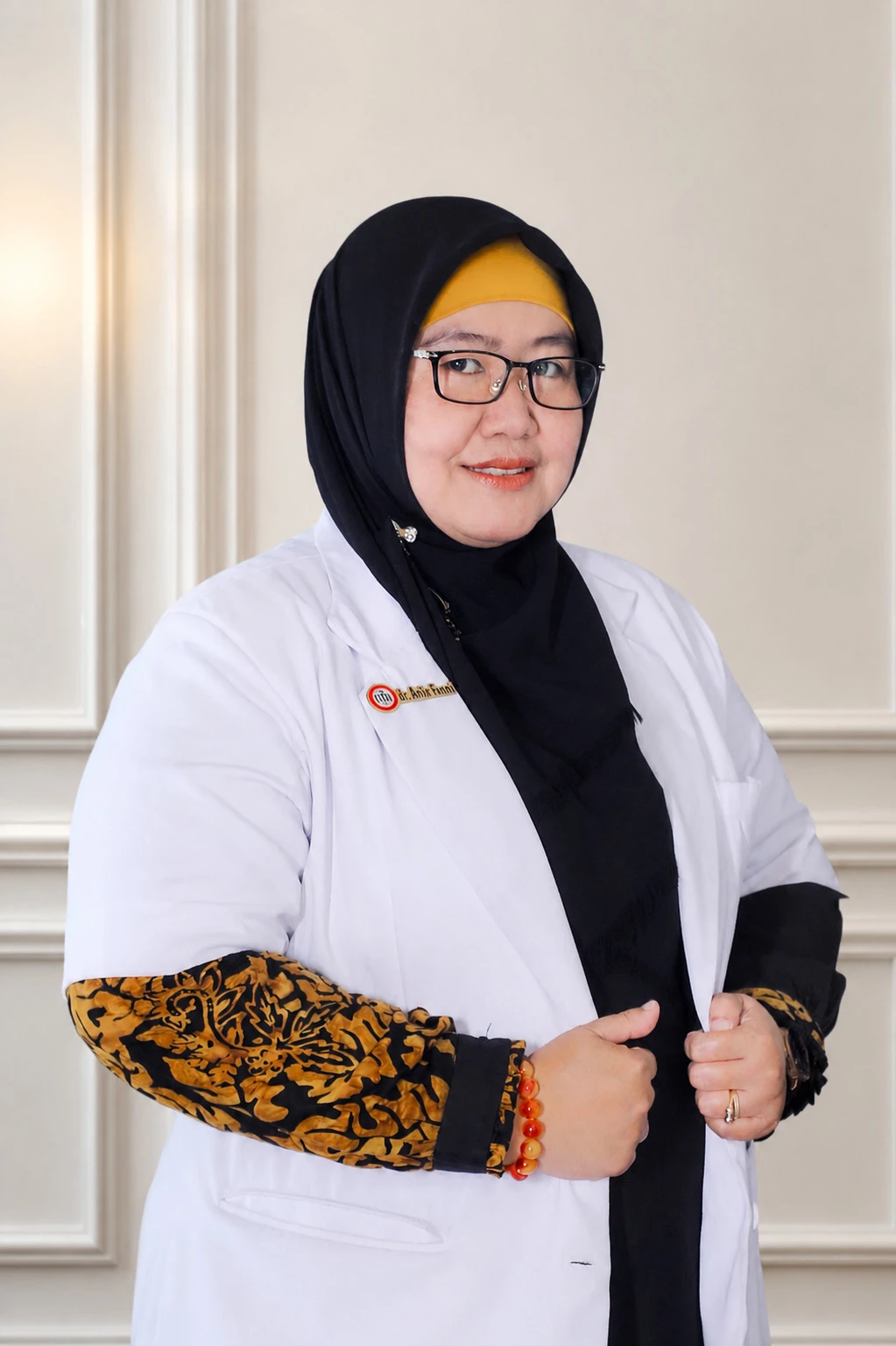 dr. Anita Fanani