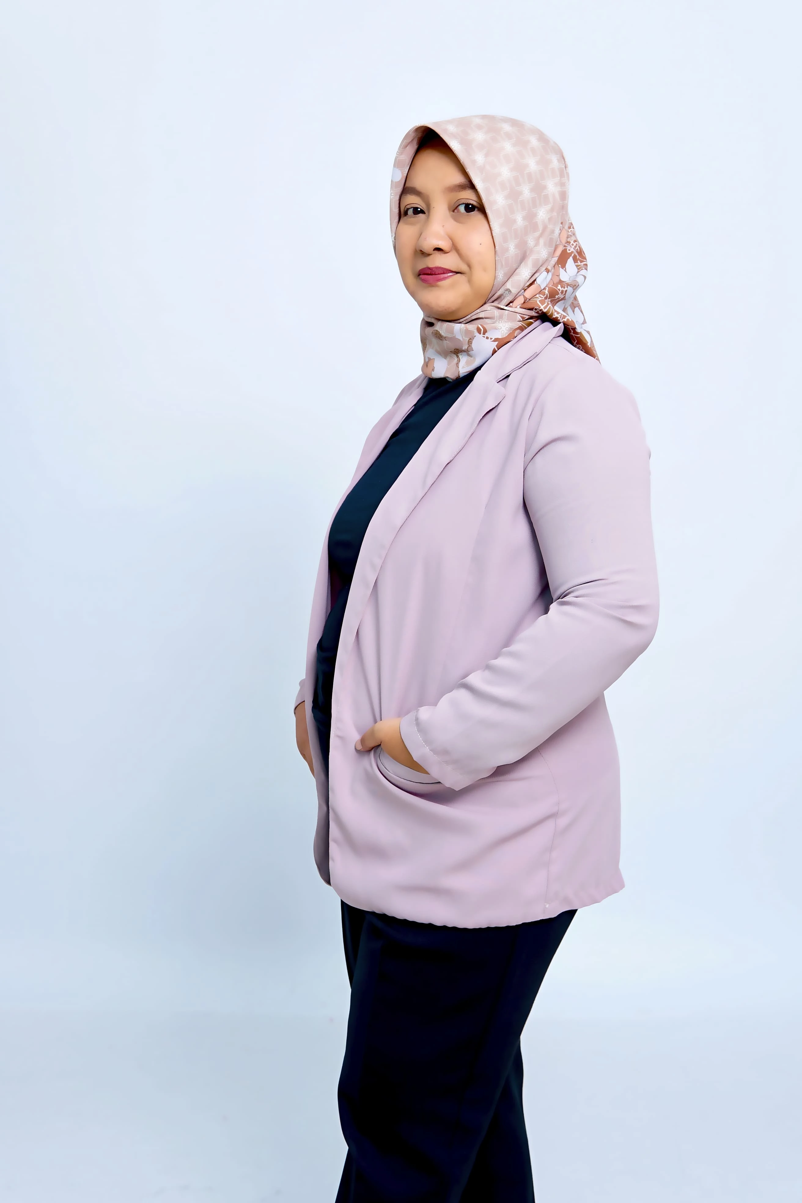 Ratna Azkia Rakhmandari S.PSI,.Mpsi,.Psikolog